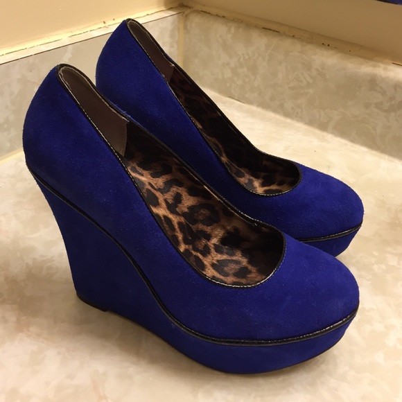 Betsy Johnson Suede Blue Wedges
