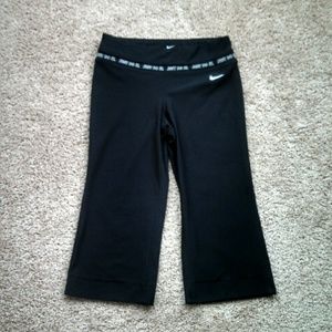 Nike Dri Fit Yoga Capris