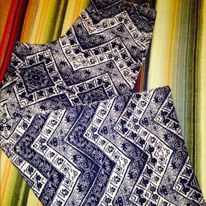 Blue/white tribal print pants.
