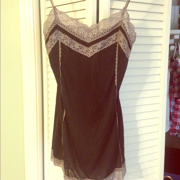 Satin summer top from The Limited. - Picture 1 of 3
