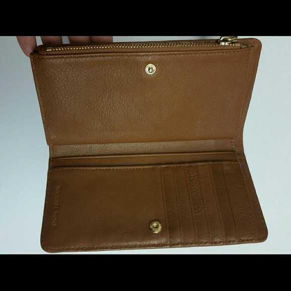 SOLD! - Picture 3 of 4