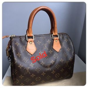 **Sold Sold Sold 💯% authentic LV speedy 25
