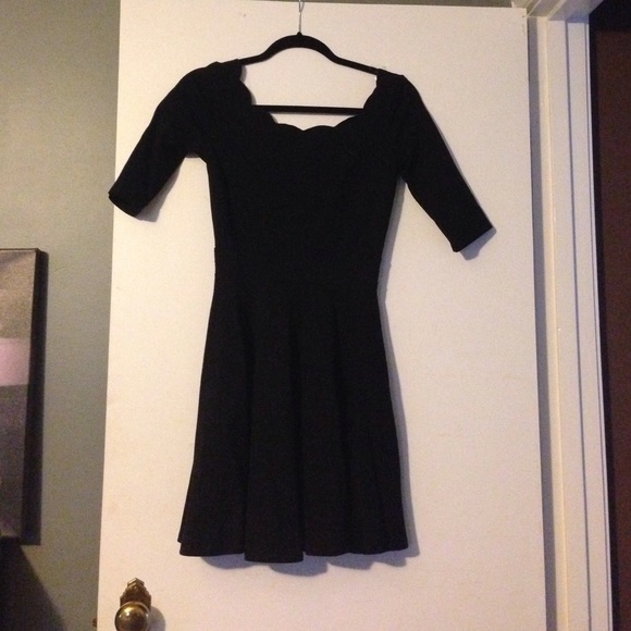 Lulus exclusive Tip the Scallops Black Dress