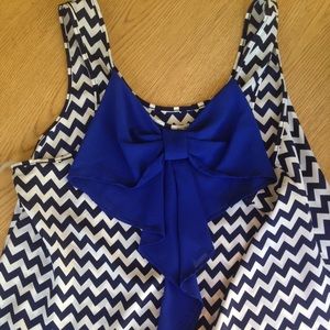 Brand new chevron top blue & white size large