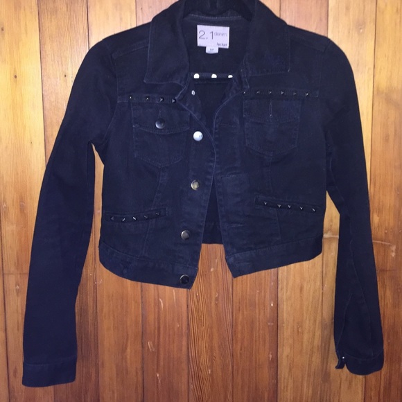 FOREVER 21 Black jean jacket stud