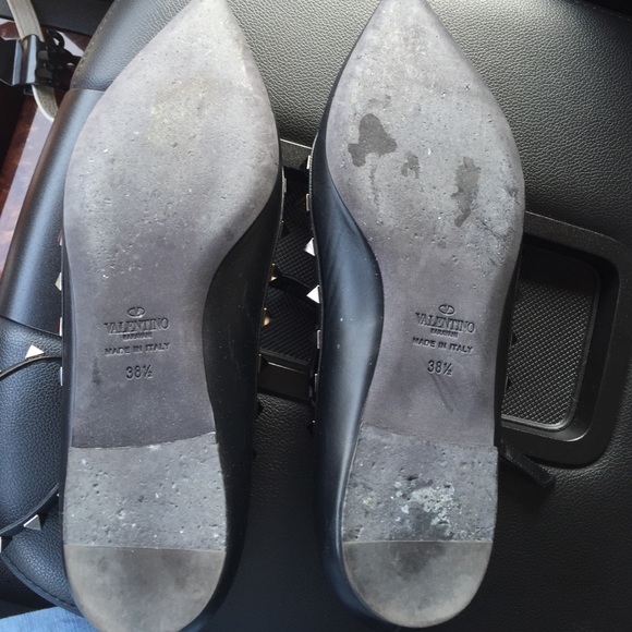 Valentino Flats - Picture 2 of 4