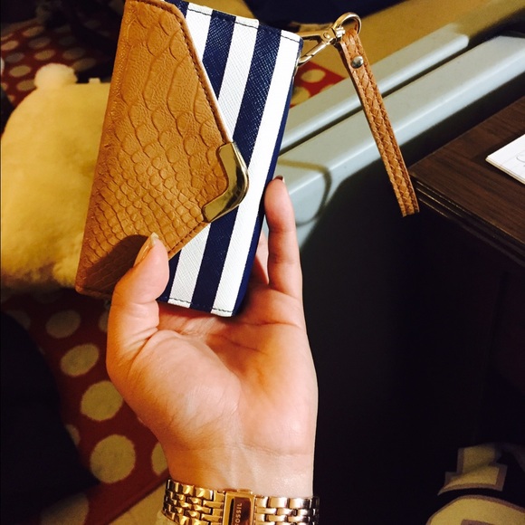 Aldo wallet/phone case - Picture 1 of 2