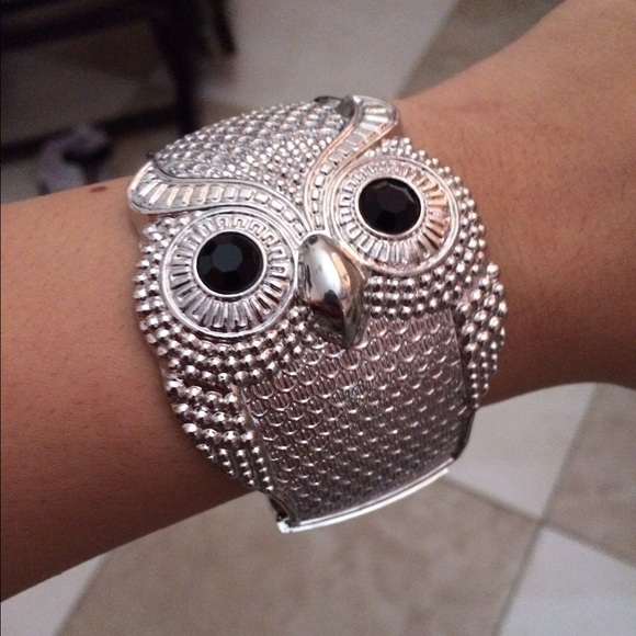 HOLD Owl cuff bracelet HOLD