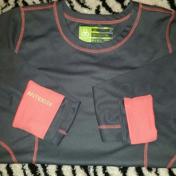 Workout Top - Picture 4 of 4