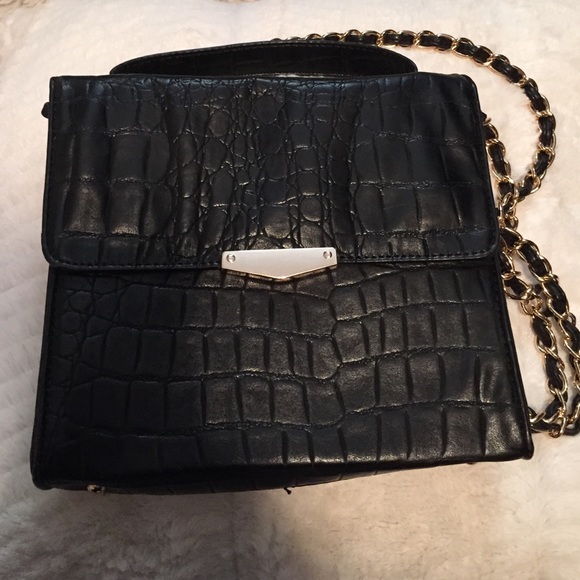 Forever 21 croc bag