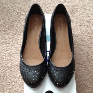 Studded flats