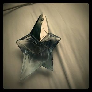 Thierry Mugler "Angle"