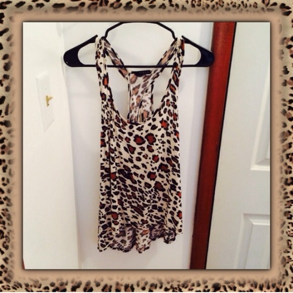 🚫SOLD🚫Urban Outfitters Mine cheetah top medium - Picture 2 of 4