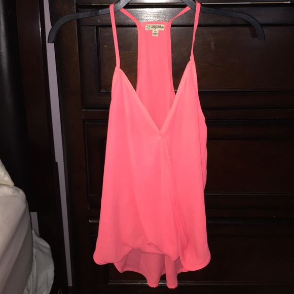 Coral tank top