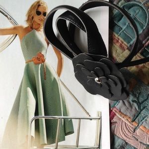 Leather flower belt