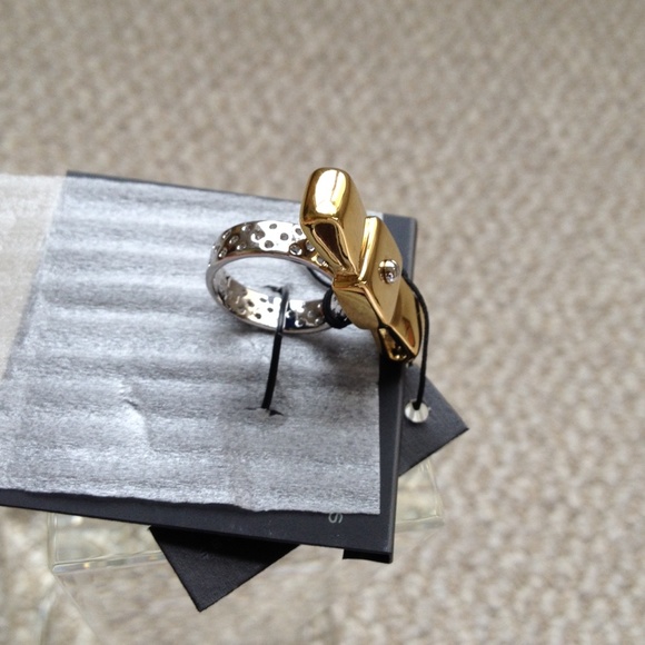 MARC JACOBS- Bow tie ring - Picture 3 of 4