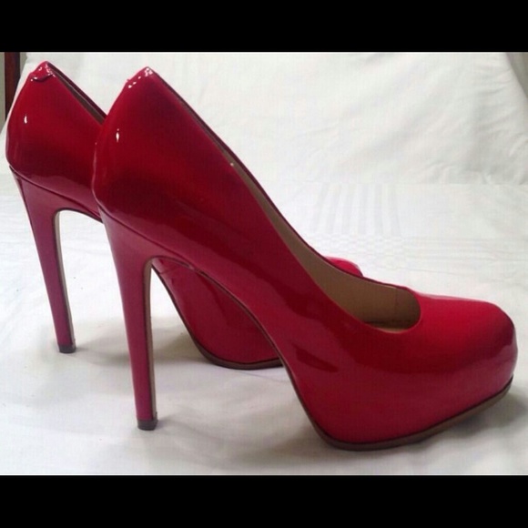 Kelsi Dagger Linzi Platform Pumps