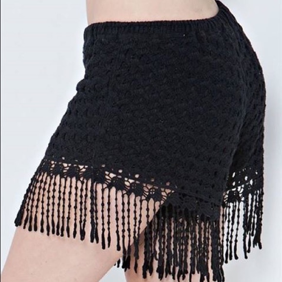 💞 JUST IN Boho Lace Fringe Off White Shorts - Picture 4 of 4