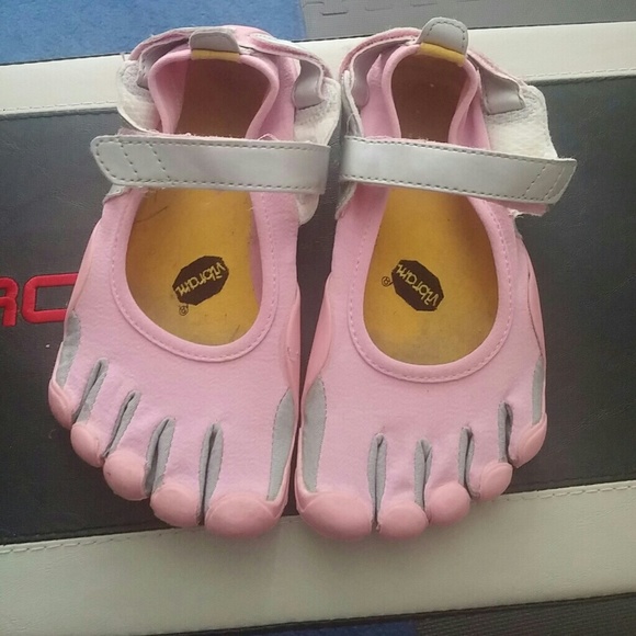 Vibram Running shoes