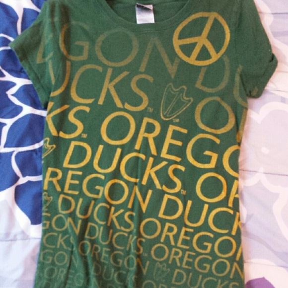 Oregon duck team shirt