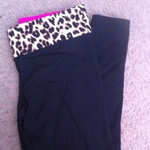 VS pink reversible yoga leggings
