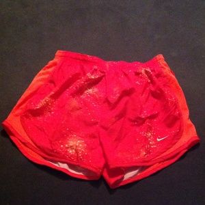 Nike tempo shorts size small