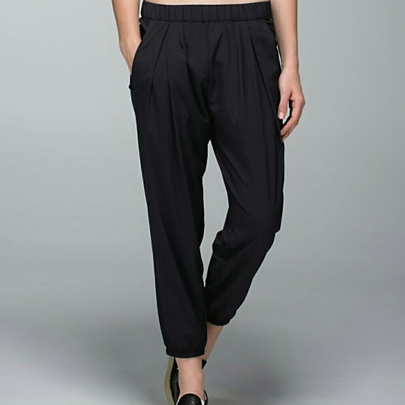 NEW Rolling with my omies Lululemon black pants