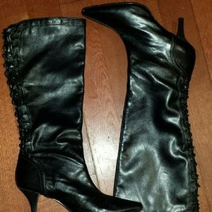 BCBG Paris boots