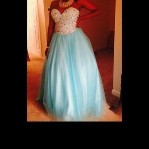 David bridal prom dress