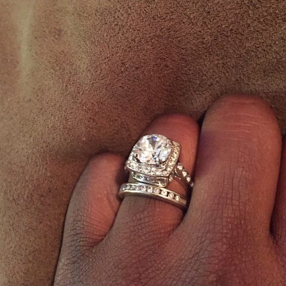 Ring - Picture 2 of 2