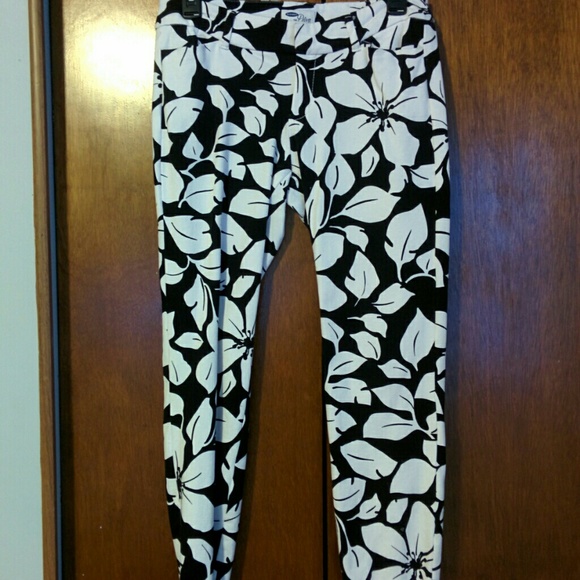 Old Navy Pixie Pants