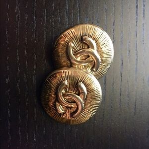 Vintage Chanel clip on earrings
