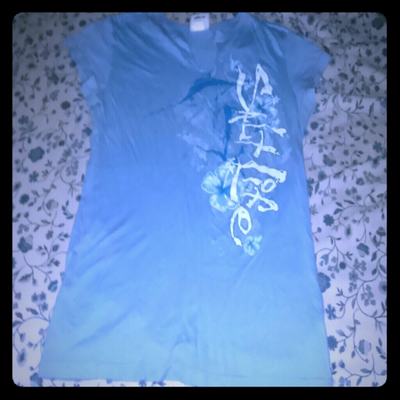 Salt Life medium tee