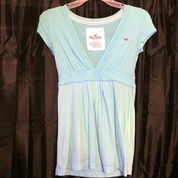 Aqua blue Hollister top