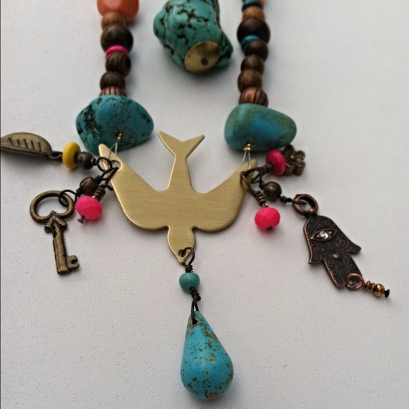 Necklace - Picture 3 of 4