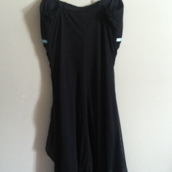 Fun dress - Picture 4 of 4