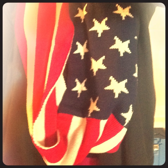 Patriotic infinity scarf