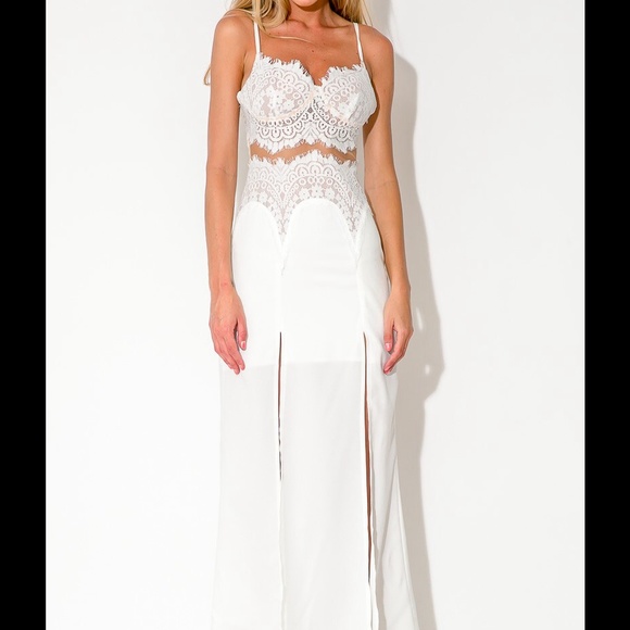 GLORY LACE MAXI DRESS - WHITE