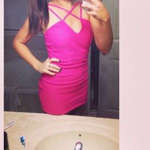 Dress only been worn once!