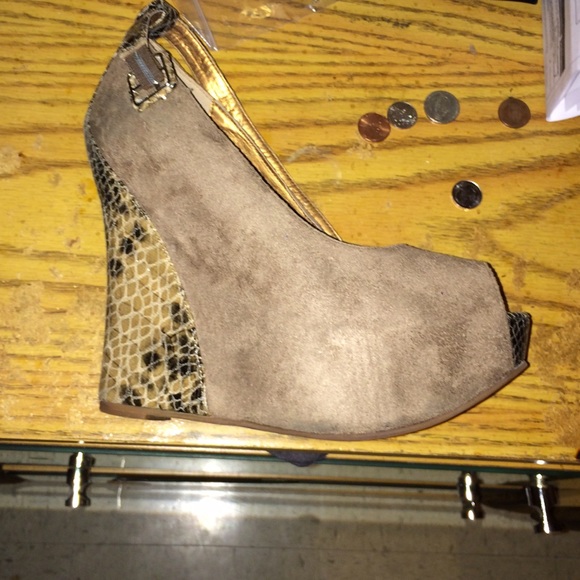 Snake skin wedges ! - Picture 1 of 1