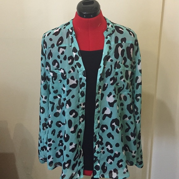 Turquoise print top