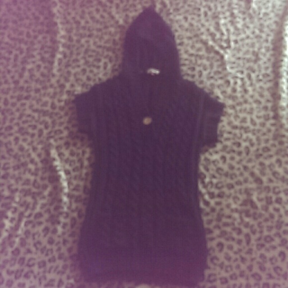Kint short sleeve hooded dress