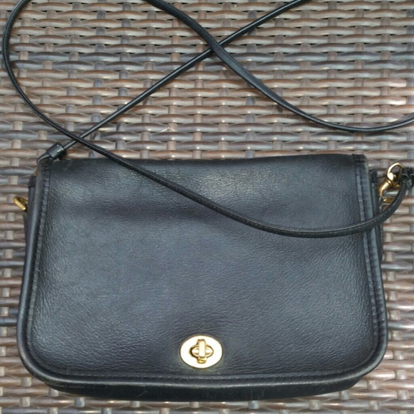 Authentic classic leather coach crossbody
