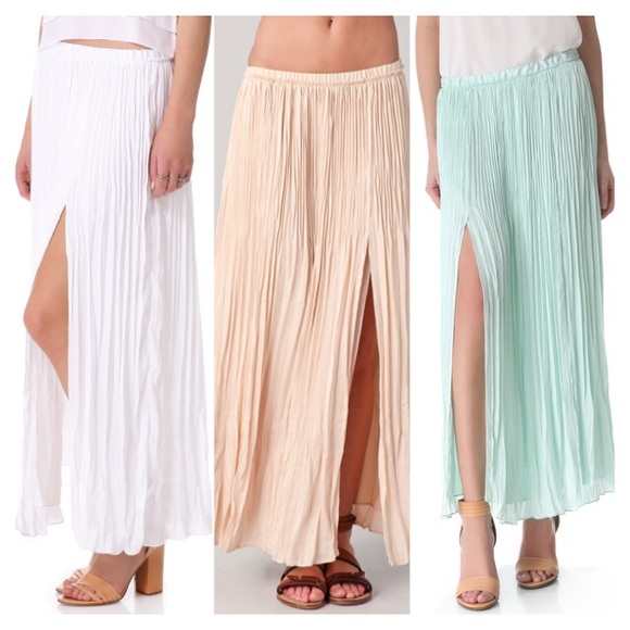 BNWT White Club Monaco Pleated Maxi Skirt