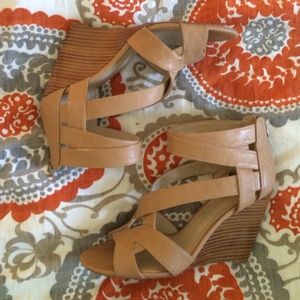 Nine West tan/beige wedge sandals