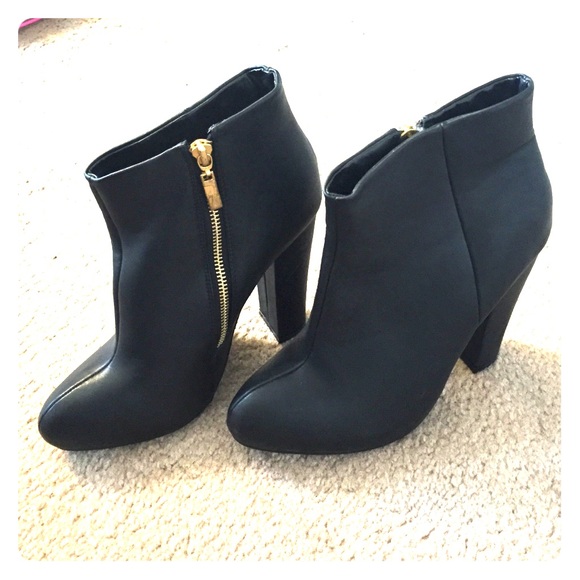 Black ankle booties