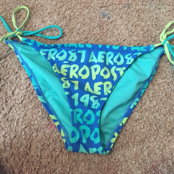 Bikini bottoms