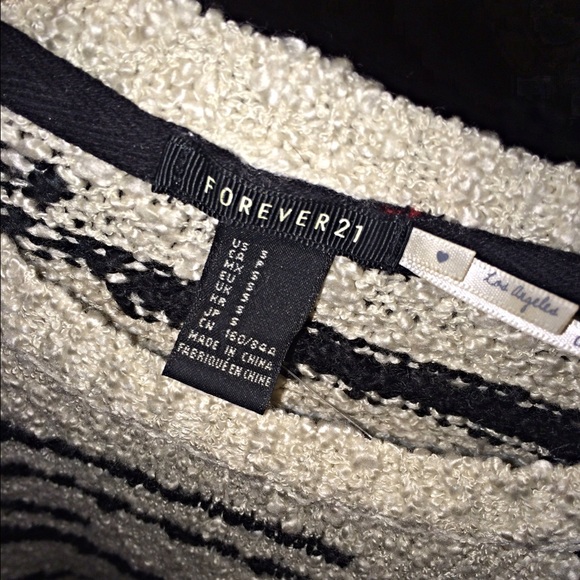 SWEATER - Picture 3 of 3