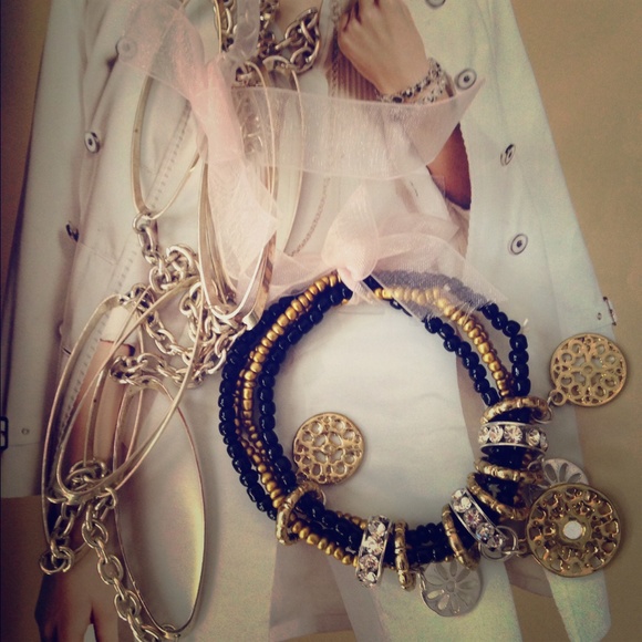 Hold for Lucy. @lucy_helwig