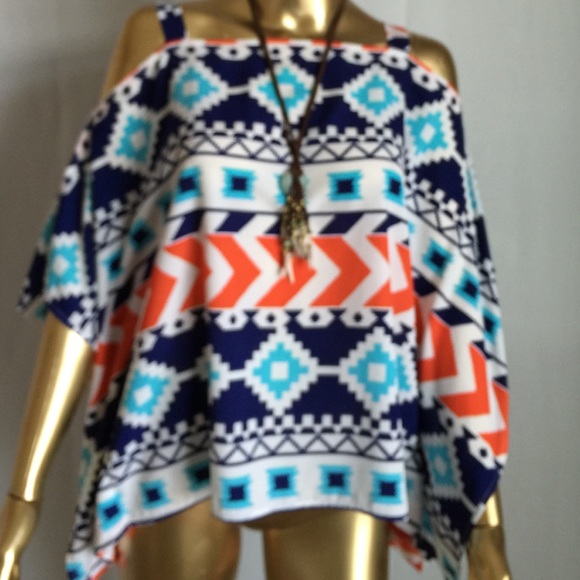 Shoulder shapes top